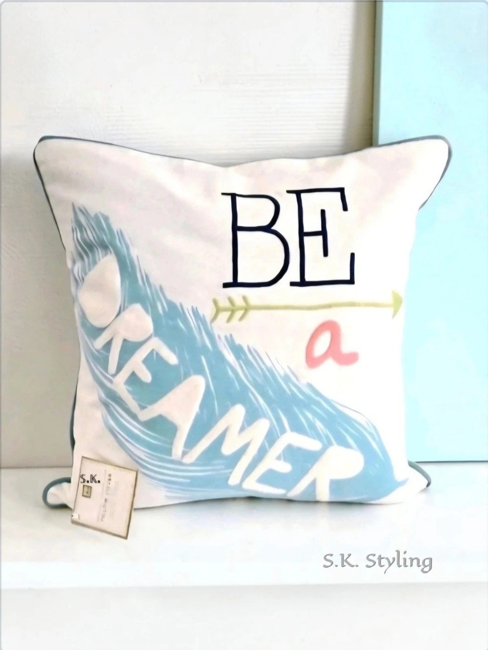 NWT Pottery Barn Coastal Inspiration 18"×18" Throw Pillow Cover "Be A Dreamer"